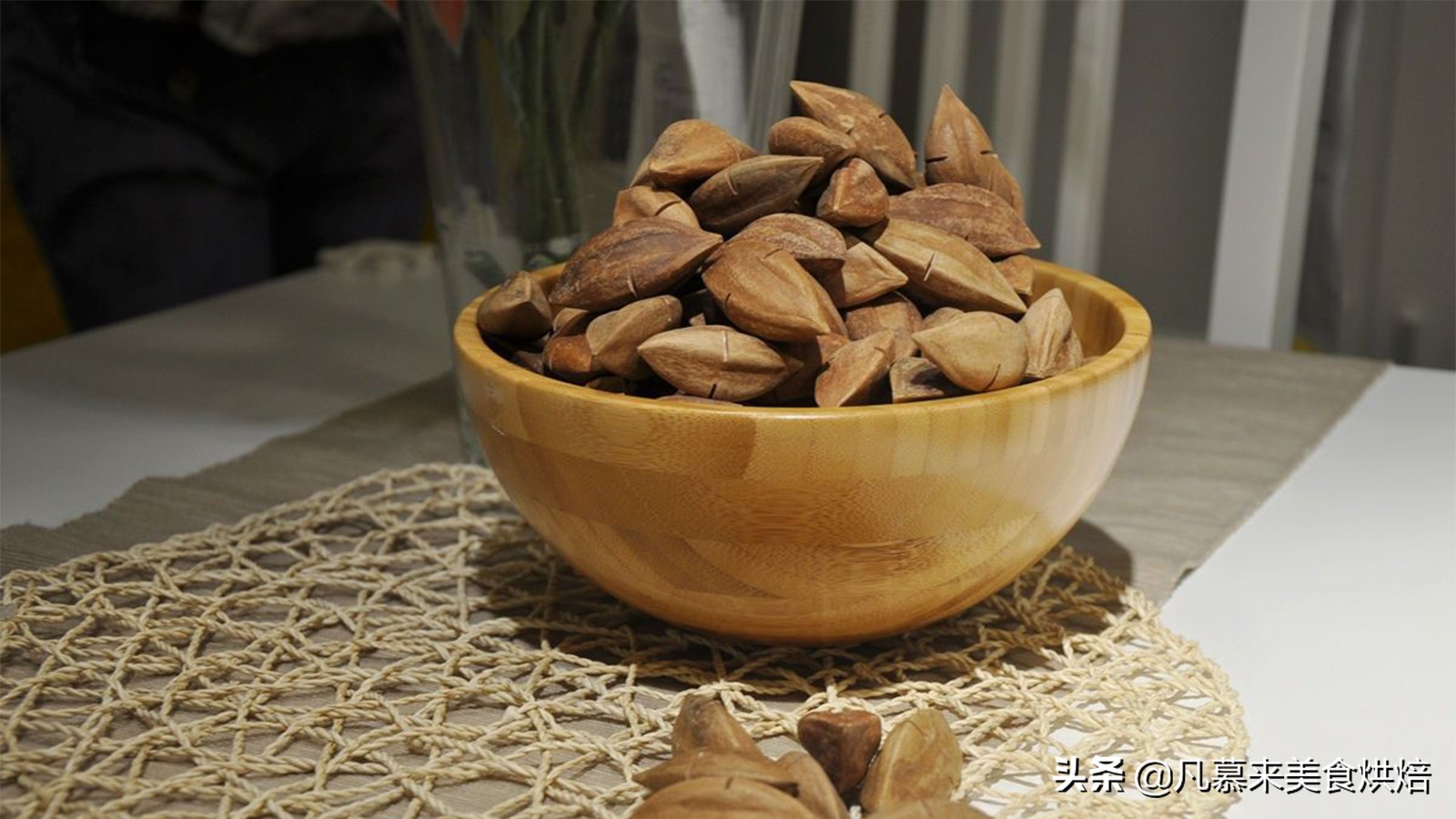 堅果類食品有哪些？25種堅果大全你都認(rèn)識嗎？堅果的吃法有哪些