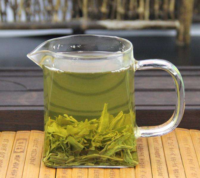 綠茶功效與作用是什么(綠茶有哪些副作用)