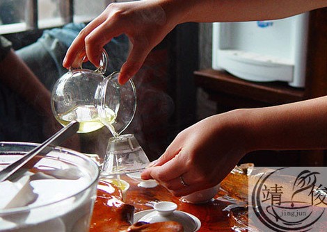 鐵觀音的沖泡方法及注意事項(鐵觀音正確的泡茶七個步驟)