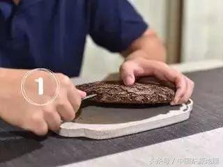 茶餅怎么弄開(kāi)(茶餅應(yīng)該怎么開(kāi))