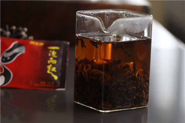 一泡而紅是什么茶？是紅茶嗎