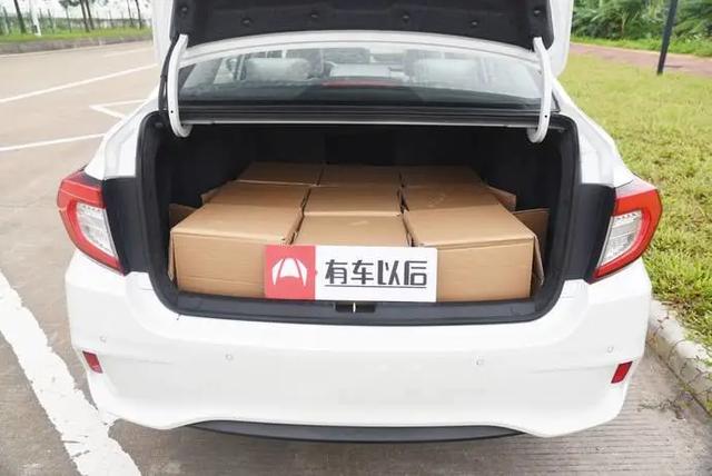 15萬元左右空間大還超省油，這些SUV和轎車都很值得推薦