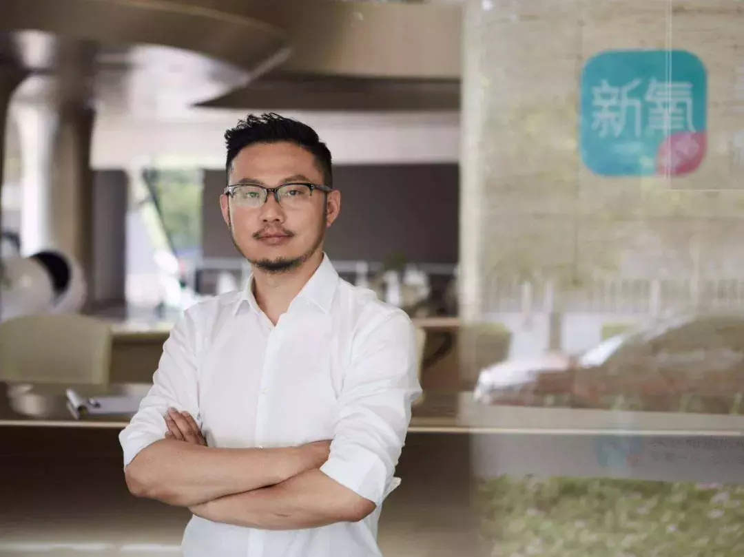 紅極一時的Papi醬，現(xiàn)在怎么樣了？在這個時代，沒人活的容易