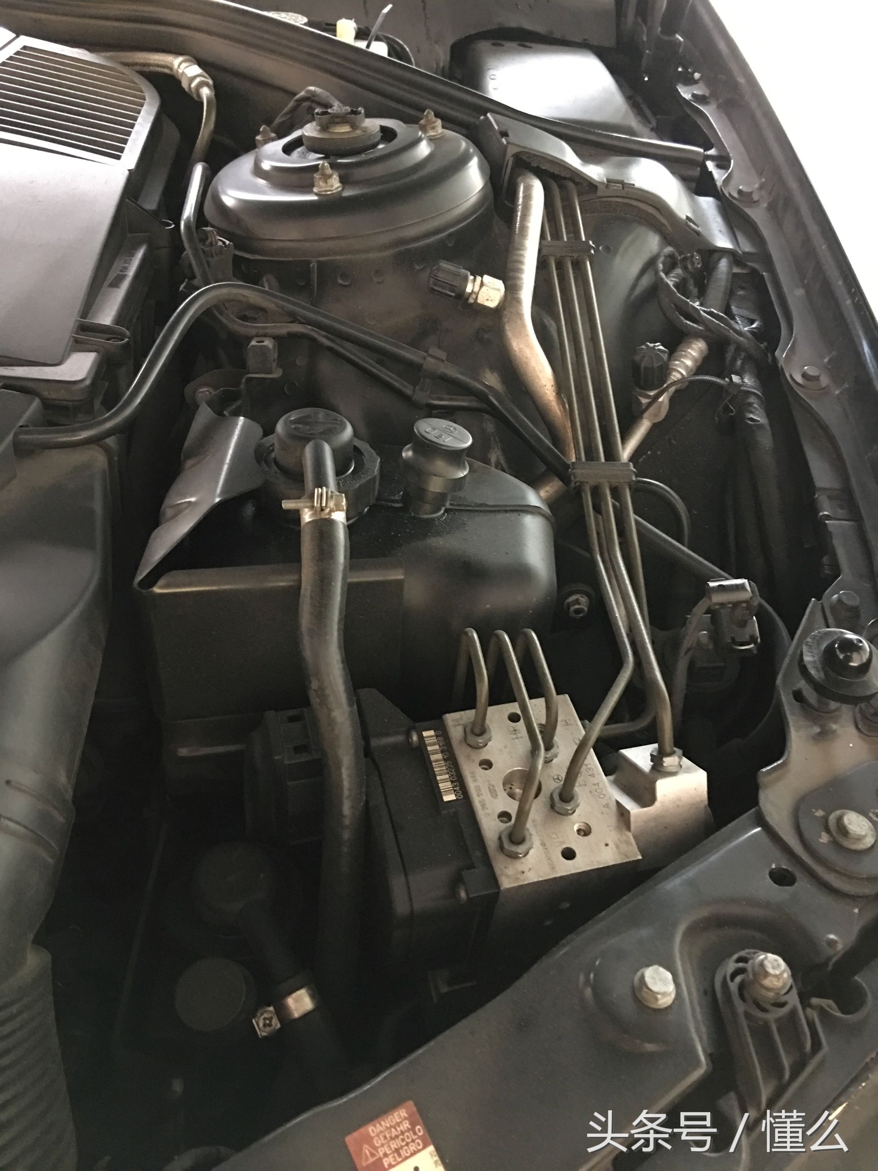 解析經(jīng)典第八代奔馳S600 氣質(zhì)豪車 唾手可得