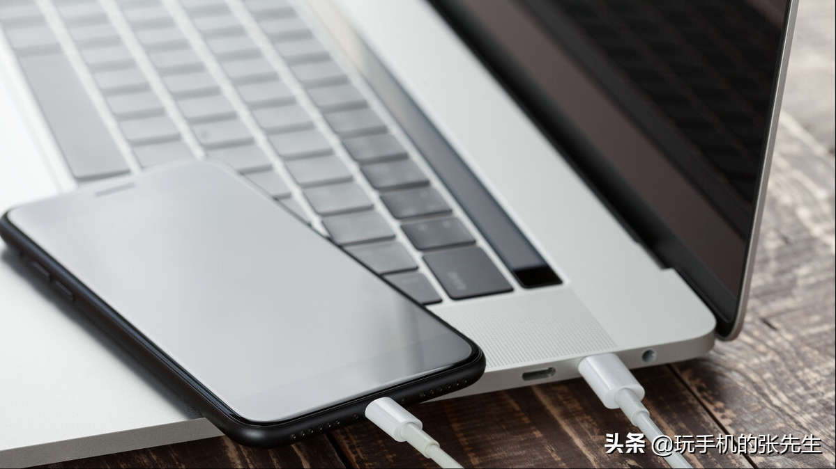 蘋果手機怎么連接電腦？詳細步驟，教你玩轉iPhone