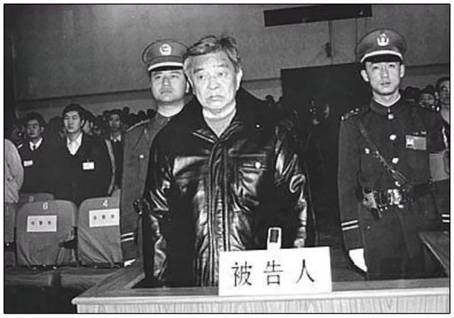 人間再無褚時健！誰成就了他，誰毀了他？