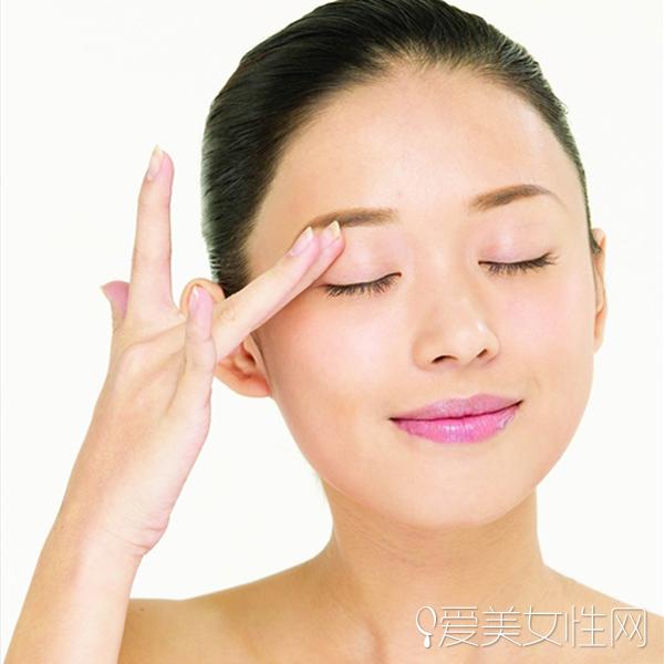 mac遮瑕膏 專業(yè)打造無瑕妝容