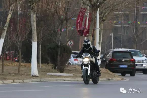 摩托家／聊聊我曾經(jīng)的最愛，08款杜卡迪ducati 696