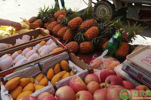 新手?jǐn)[地攤賣什么好？這些商品成本低很賺錢