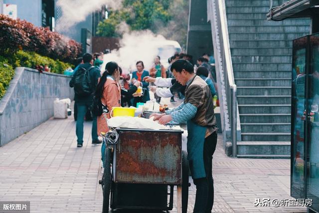 國家鼓勵擺地攤了！賣這8種好吃的最賺錢，下班直接去擺攤