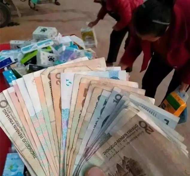 農(nóng)村擺地攤最賺錢的幾個貨源！