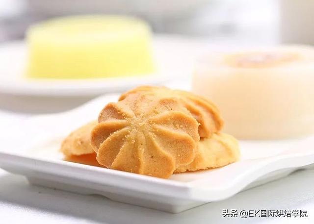 別扔！用不完的淡奶油，還能做這7款小甜品