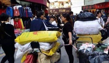 廣州五大外貿(mào)服裝尾貨批發(fā)市場(chǎng)在哪里，廣州外貿(mào)尾貨拿貨攻略