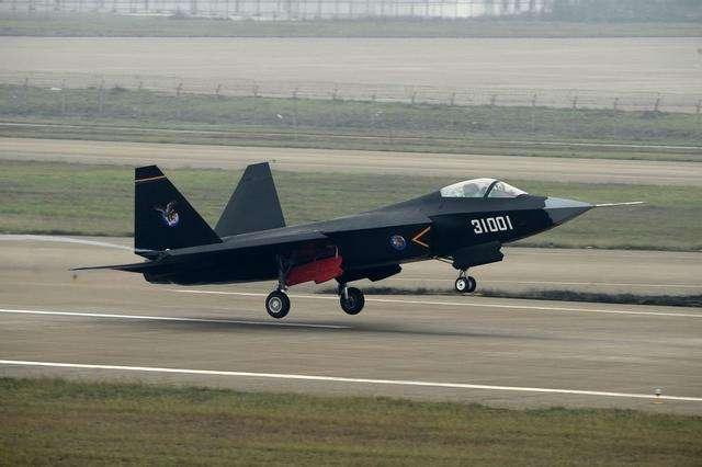 殲31到底是怎么回事(殲31因缺陷錯失良機(jī))(2)