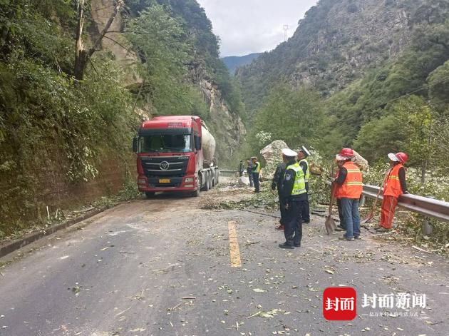 瀘定地震已致88人遇難(瀘定6.8級(jí)地震最新信息在這里)(10)