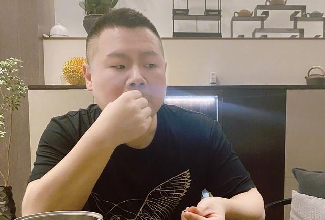 岳云鵬有多照顧師娘(岳云鵬有三胎兒子)(10)