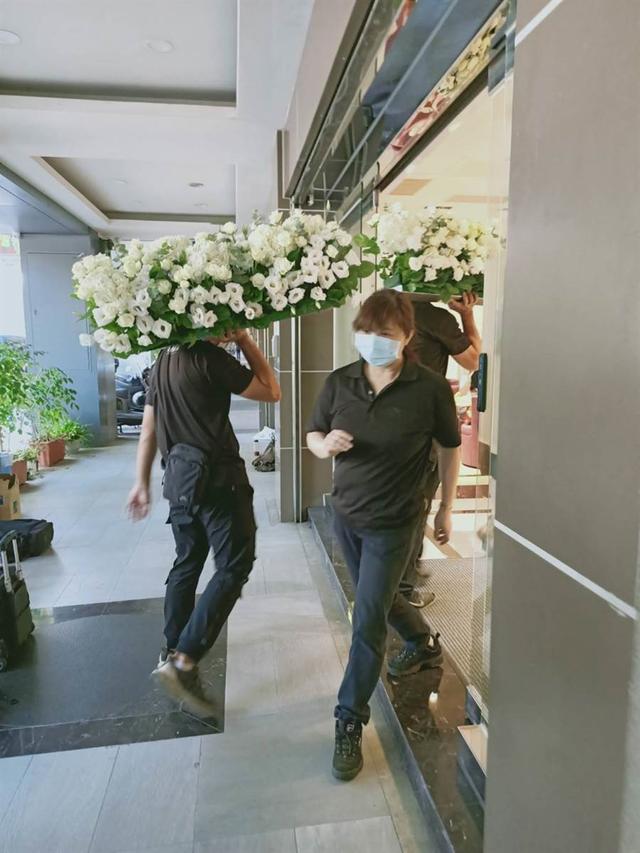 黃鴻升遺體有在靈堂嗎(黃鴻升靈堂布置曝光)(4)
