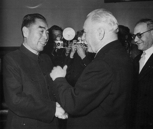 聯(lián)合國17次下半旗致哀都有哪些人(聯(lián)合國曾多次降半旗致哀)(7)