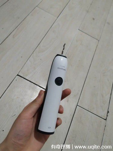 飛利浦電動(dòng)牙刷哪款好是哪里產(chǎn)的，入門爆款評(píng)測(cè)(價(jià)格249元）    