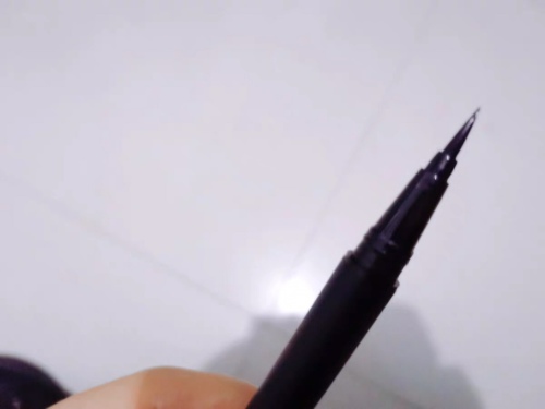 完美日記眼線筆怎么樣會暈染嗎，真實(shí)使用體驗(yàn)(持久不暈染)