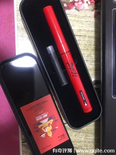 dfn眼線筆怎么樣好用嗎，真實使用體驗(防水防油不暈妝)