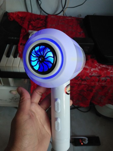 閃洋洋電吹風(fēng)機(jī)怎么樣質(zhì)量好嗎，用戶親身測(cè)評(píng)(價(jià)格僅19.9元)