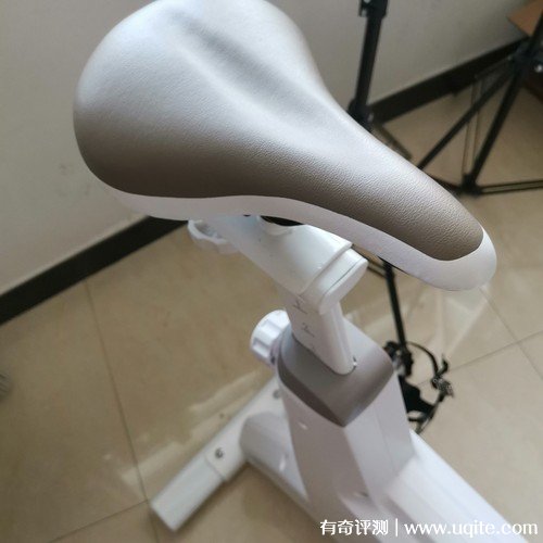 億健動(dòng)感單車(chē)怎么樣質(zhì)量如何，悅動(dòng)d8健身車(chē)體驗(yàn)評(píng)測(cè)(價(jià)格899元)
