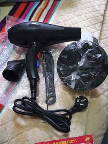 惠能達(dá)電吹風(fēng)怎么樣是品牌嗎，真實(shí)用戶評(píng)測(cè)(風(fēng)力強(qiáng)勁)