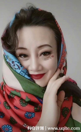 艾尤圍巾怎么樣是什么品牌，民族風(fēng)圍巾使用體驗(大眾網(wǎng)銷品牌)