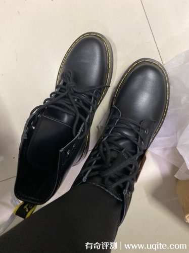環(huán)球馬丁靴質(zhì)量怎么樣，真實(shí)購(gòu)買體驗(yàn)(舒適/柔軟/防滑)