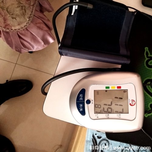 萬弘電子血壓計(jì)怎么樣，真實(shí)使用效果點(diǎn)評(píng)(價(jià)格僅99元）
