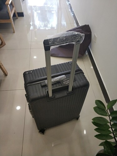 雷杰尼箱包質(zhì)量怎么樣是品牌好嗎，拉桿箱效果評測(國產(chǎn))