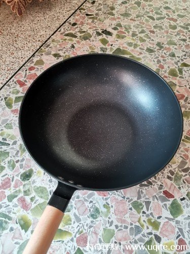 完美太太麥飯石炒鍋質(zhì)量怎么樣好么合格嗎，使用后評測